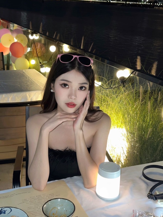 诗琪的选图汪模卡封面图
